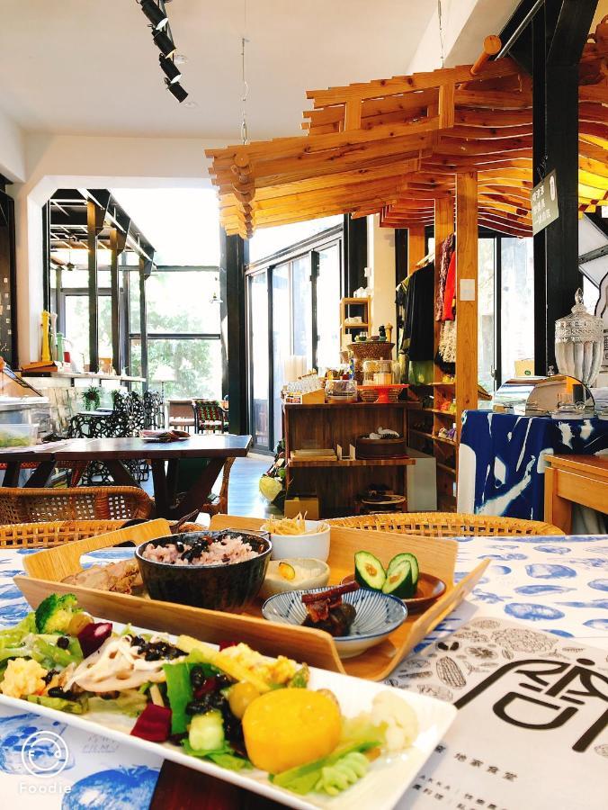 台甕茶室青年旅館 Tai-Wong Tatami Room Hostel 타이난 외부 사진