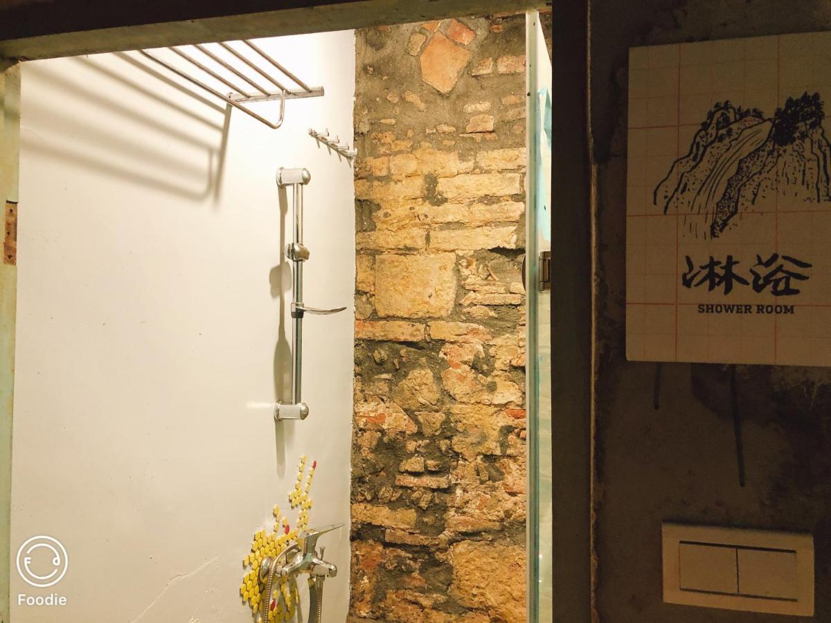 台甕茶室青年旅館 Tai-Wong Tatami Room Hostel 타이난 외부 사진